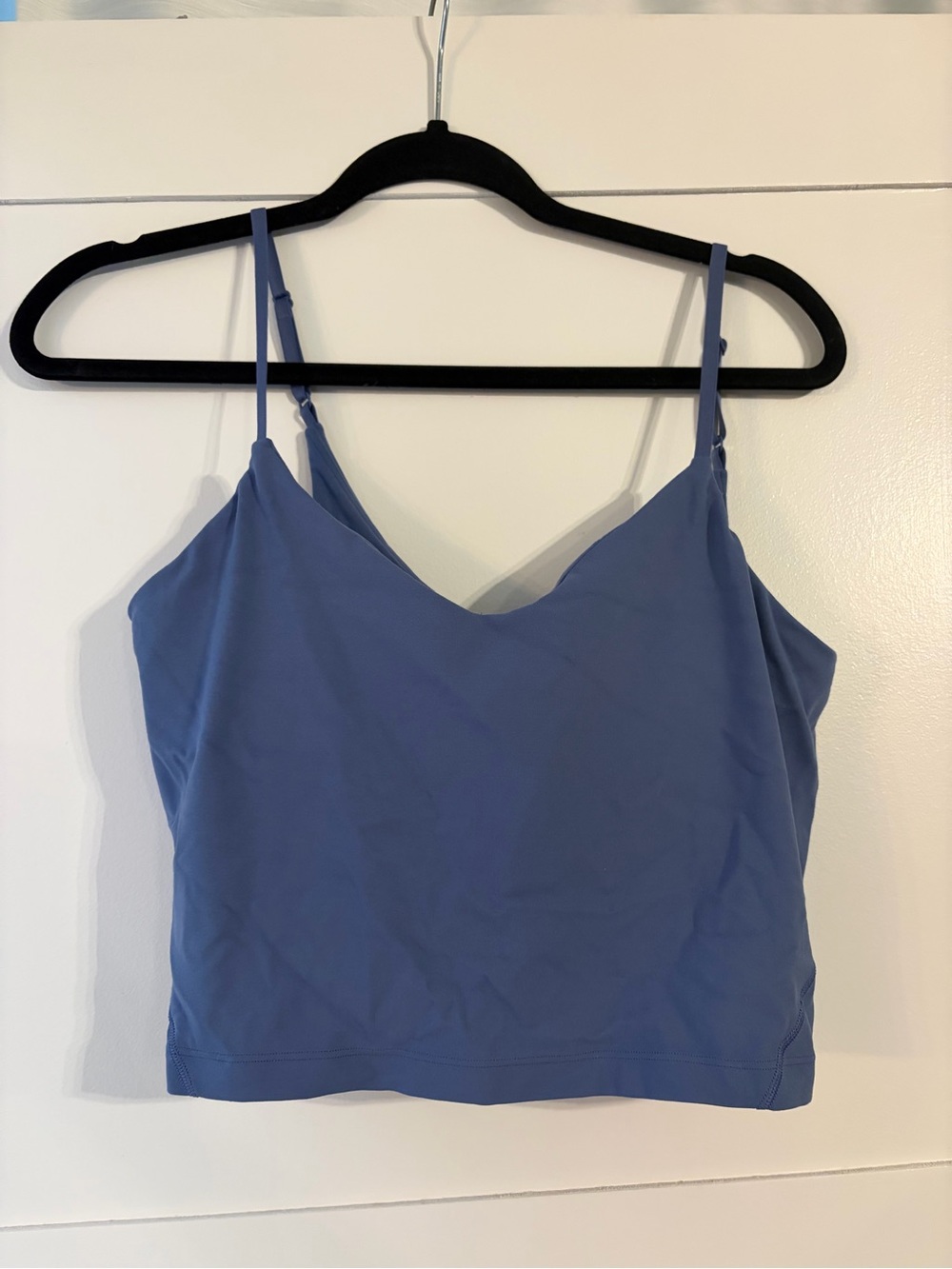 Women’s Medium Lululemon cropped tank